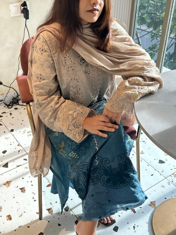 MARIA B PREMIUM EMBROIDERED 25-2 FLORENT 1047 A