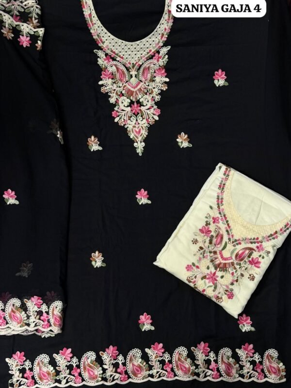 SANIYA GAJA 4
