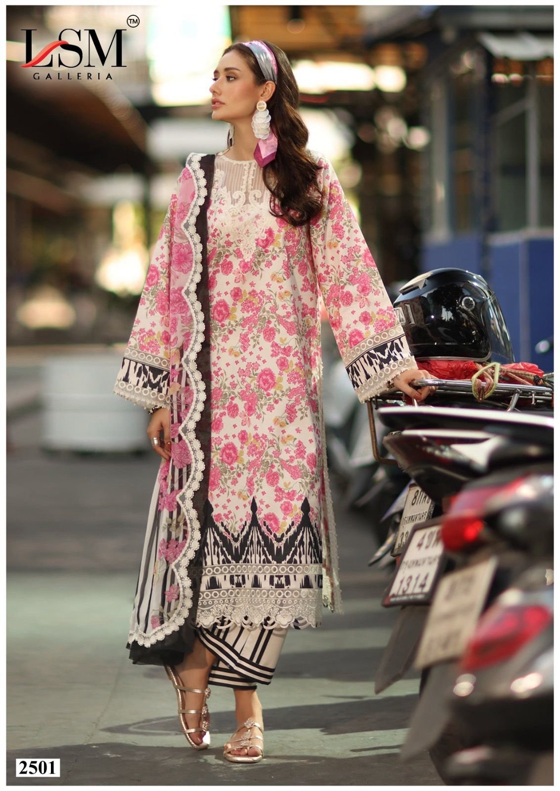 PARIAN DREAM HEAVY LUXURY LAWN COLLECTION VOL 25 (Cotton Dupatta) - Image 9