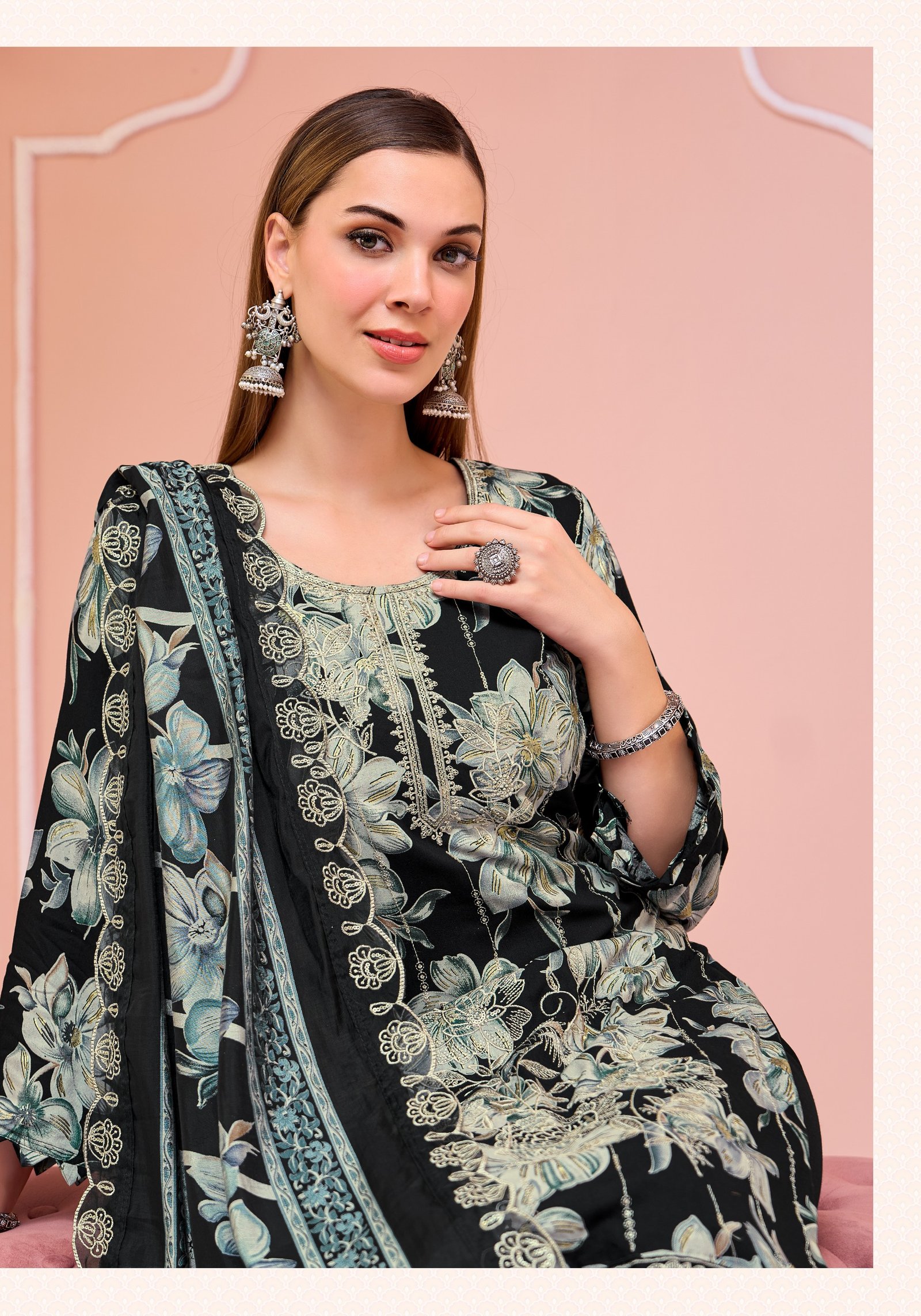 CRYSTAL BLACK ALOK - Image 10