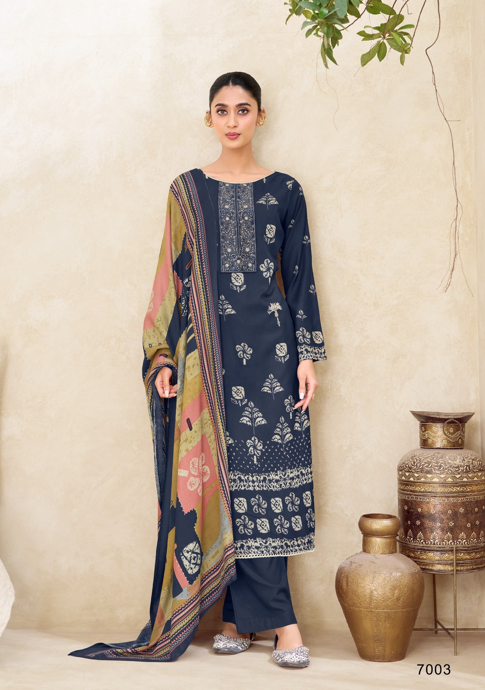 AAFIYA VP (winter Collection) - Image 6