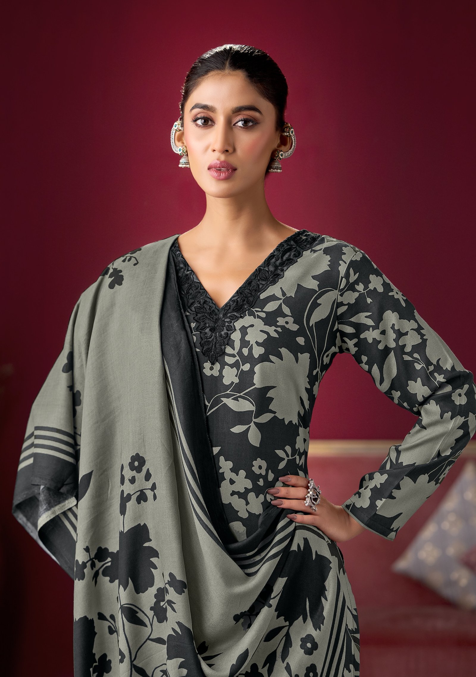 ADVIKA VOL 4 VP (winter Collection) - Image 3
